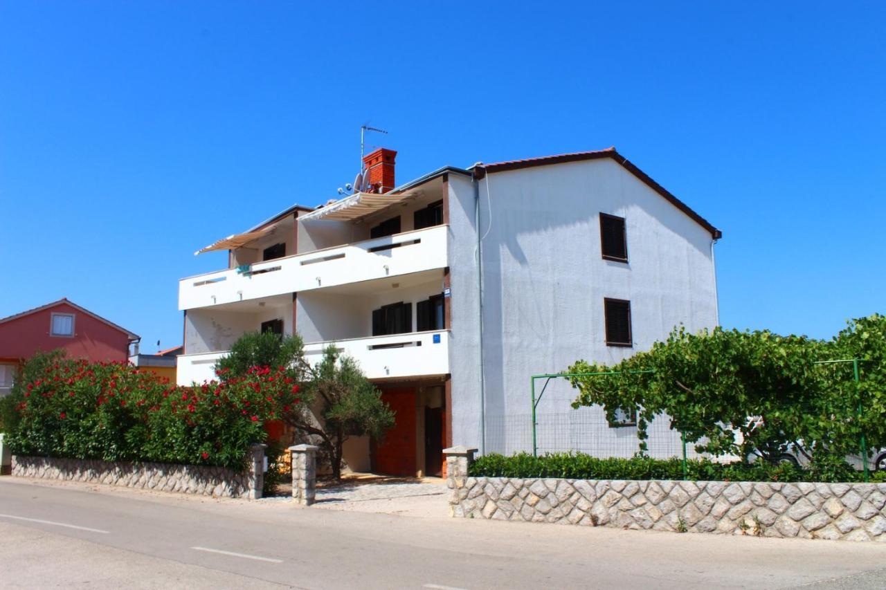 Apartment Arna Krk Town Buitenkant foto